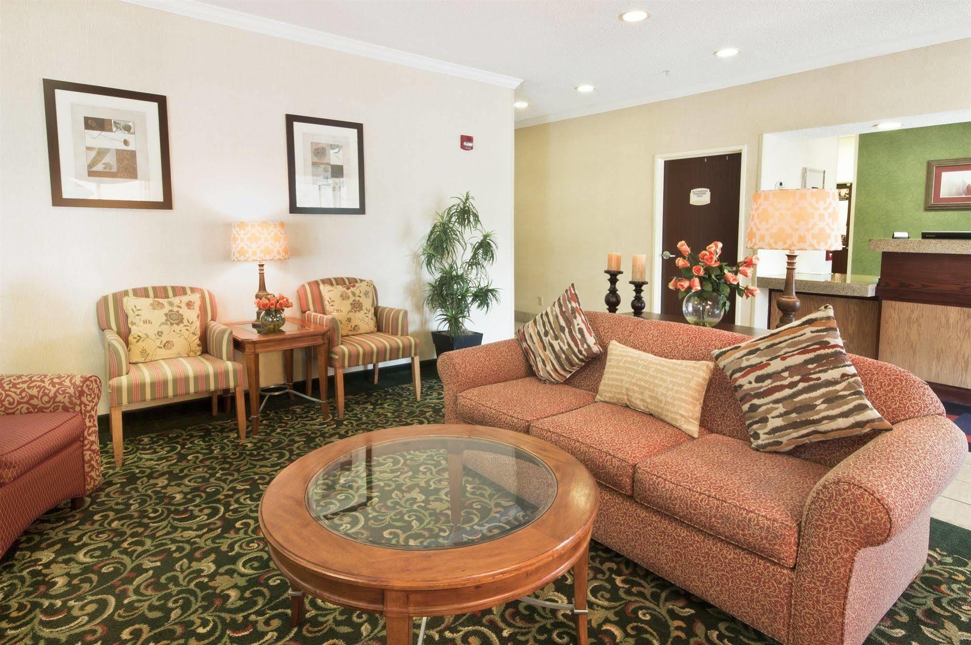 6 City, Ok South Hotel